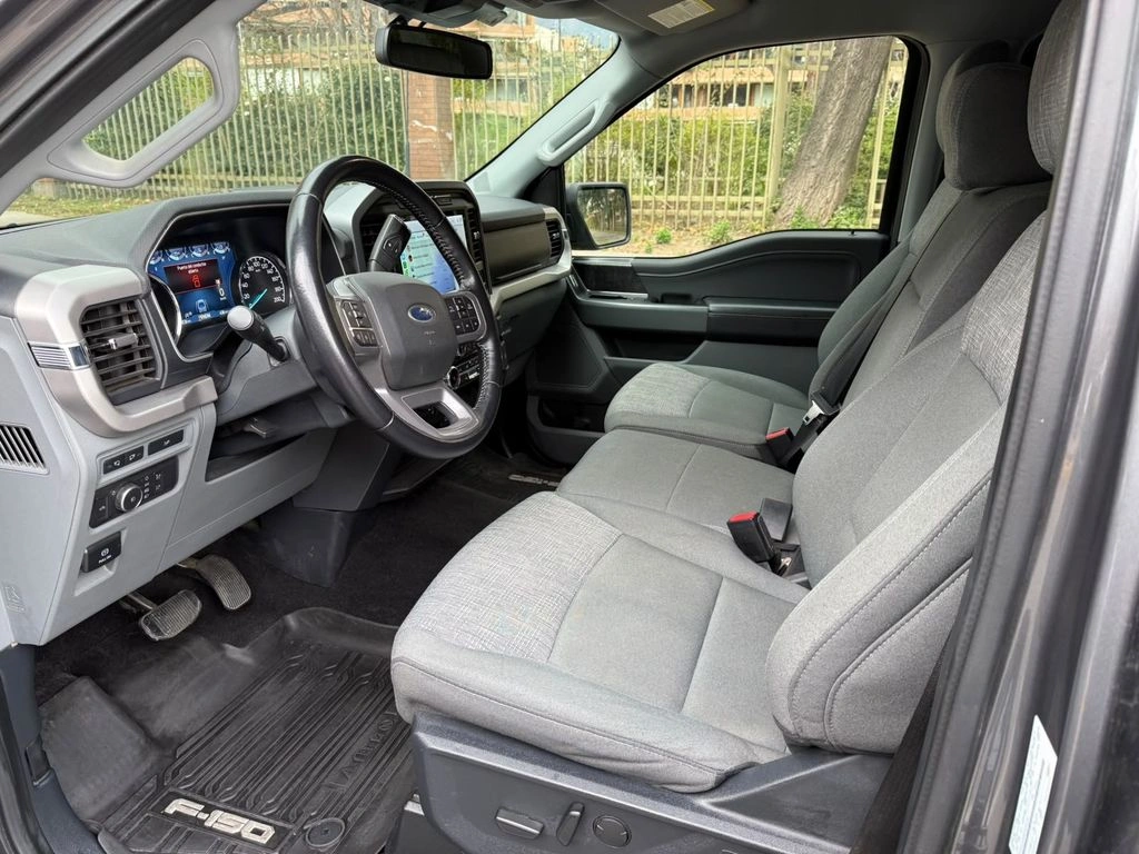 Ford F-150 5.0 Xlt Cc Dob. Cab. 4x4 At año 2023