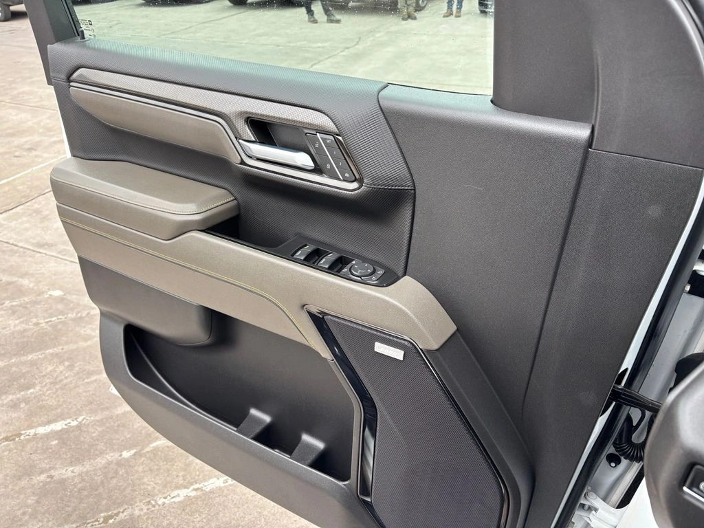 Chevrolet Silverado Silverado Zr2 6.2l año 2024