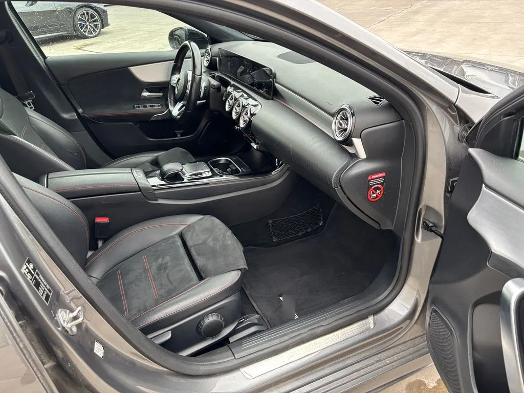 Mercedes-Benz A 250 A año 2019