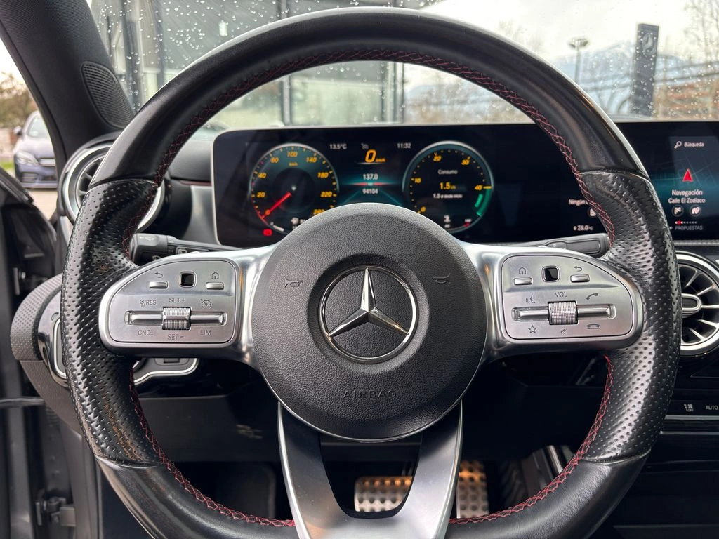 Mercedes-Benz A 250 A año 2019