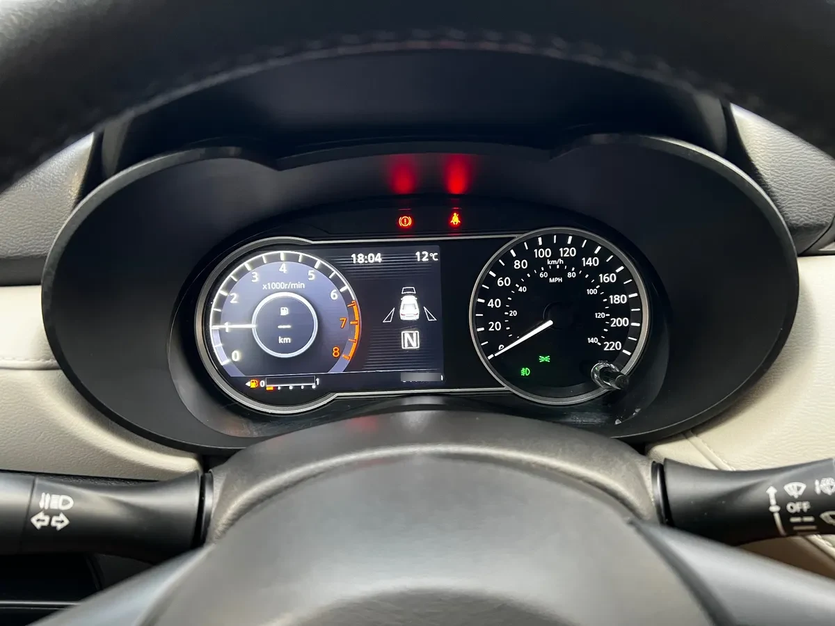 NISSAN VERSA 1.6 Exclusive At año 2023