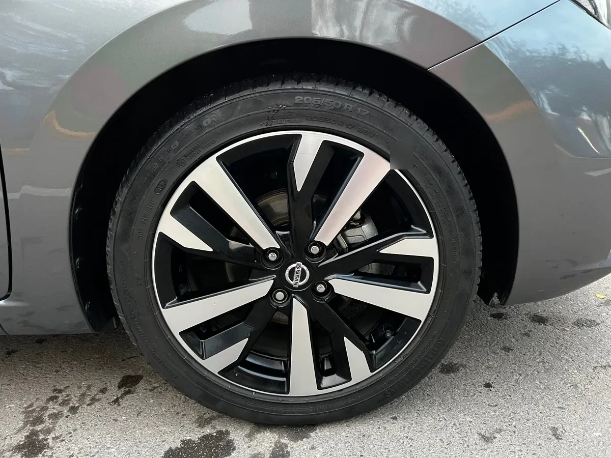 NISSAN VERSA 1.6 Exclusive At año 2023