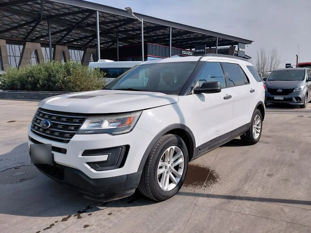 Ford Explorer 2.3 At año 2018