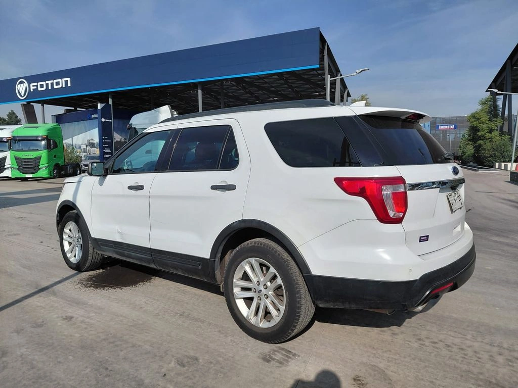 Ford Explorer 2.3 At año 2018