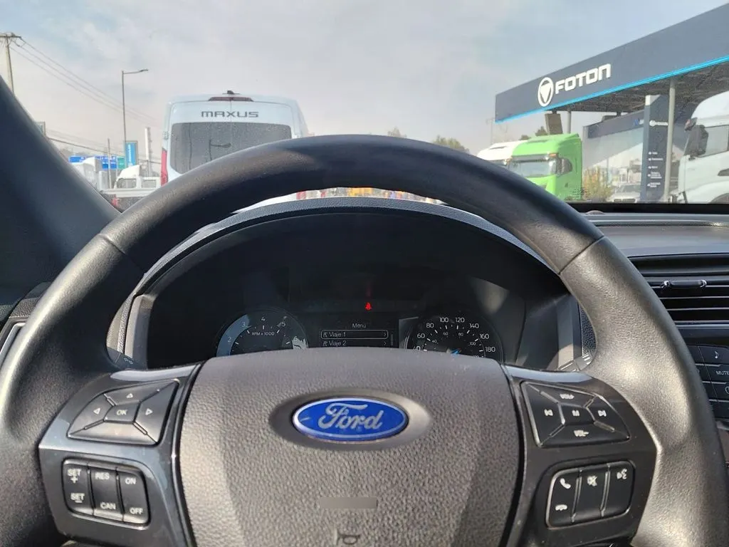 Ford Explorer 2.3 At año 2018