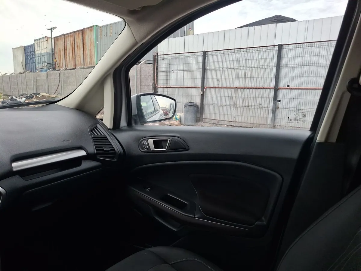 Ford Ecosport 1.5 Trend 4x2 Mt 5p año 2022