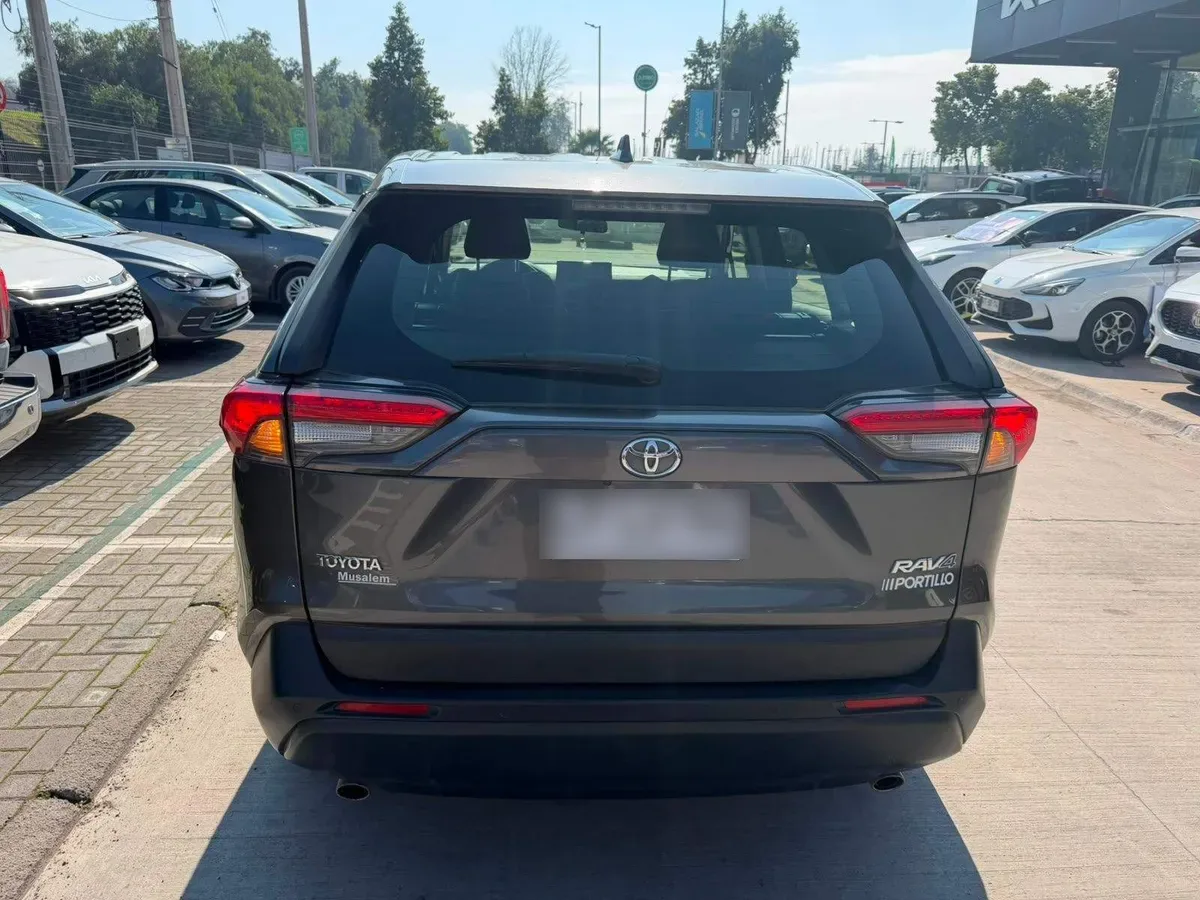 Toyota Rav 4 2.0 Le 4x2 Cvt At 5p año 2020