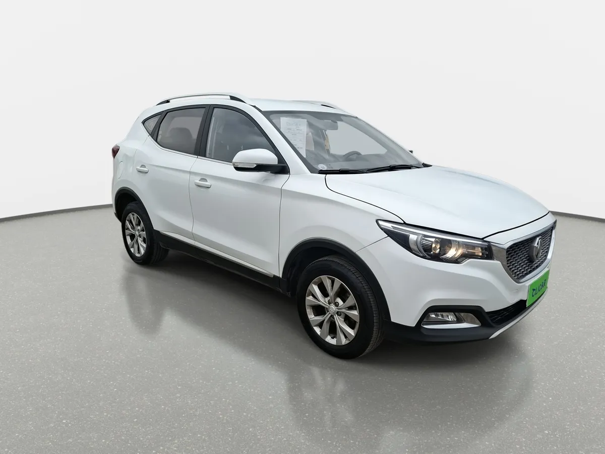 MG Mg Zs 1.5 Std 4x2 Mt 5p año 2023