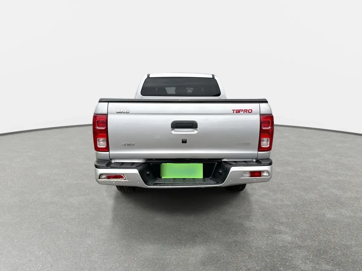 JAC T8 2.0 Advance 4x4 Diesel Mt 4p año 2025