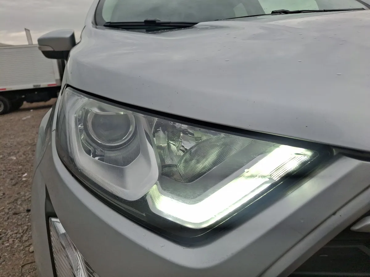 Ford Ecosport 1.5 Trend 4x2 Mt 5p año 2022