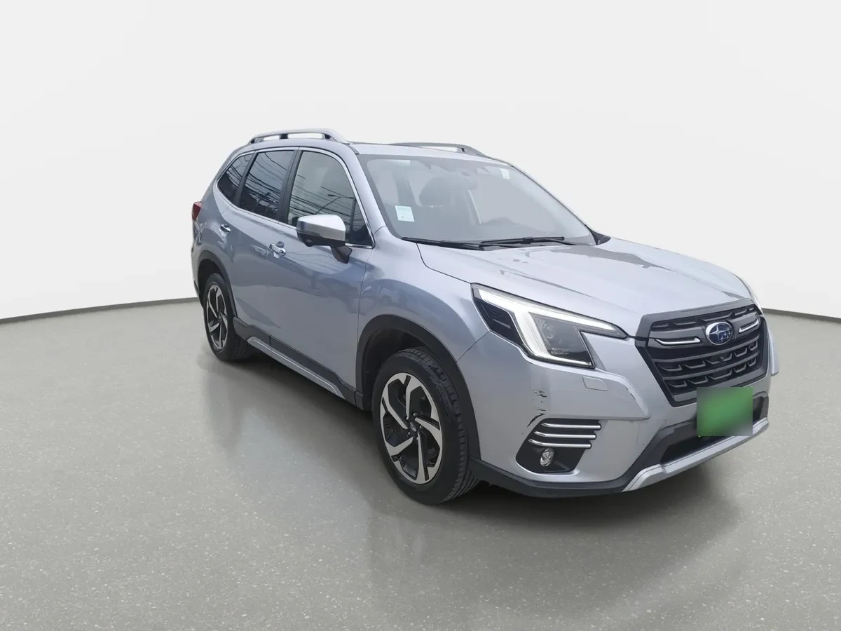 Subaru Forester 2.0i Limited Eyesight Awd At 5p año 2024