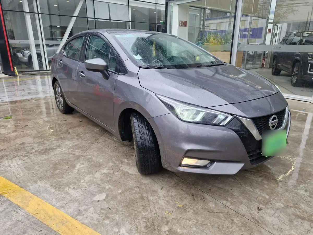 Nissan Versa 1.6 Advance 4x2 Mt 4p año 2023