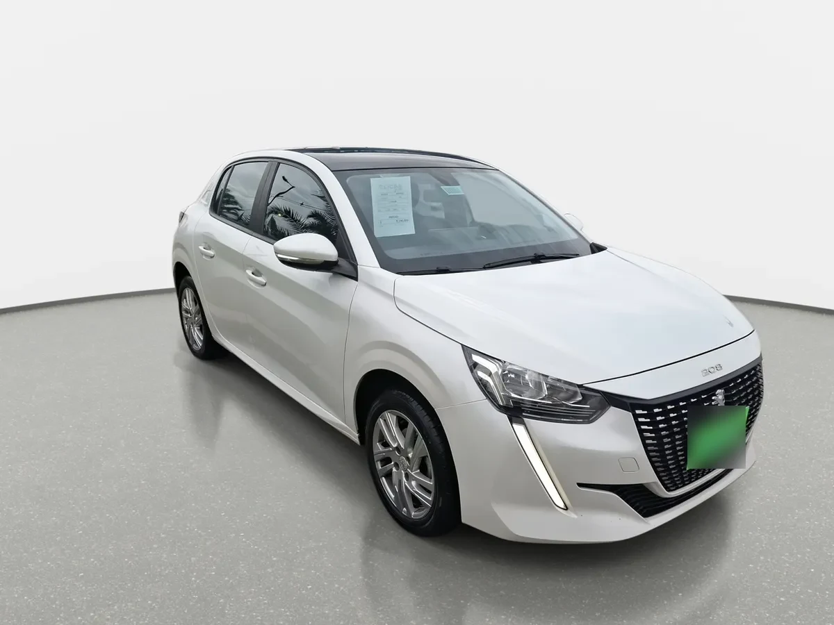 Peugeot 208 1.2 Style Puretech 75 4x2 Mt 5p año 2023