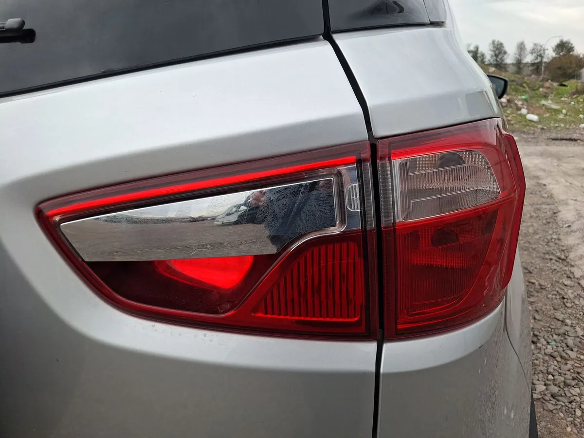 Ford Ecosport 1.5 Trend 4x2 Mt 5p año 2022