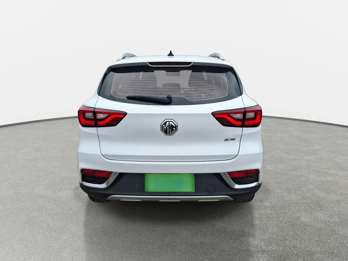 MG Mg Zs 1.5 Std 4x2 Mt 5p año 2023