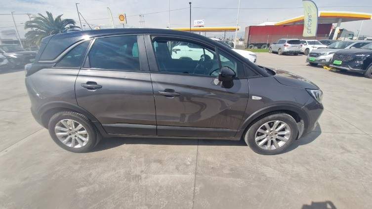 Opel Crossland 1.2t Edition 4x2 Mt6 5p año 2021