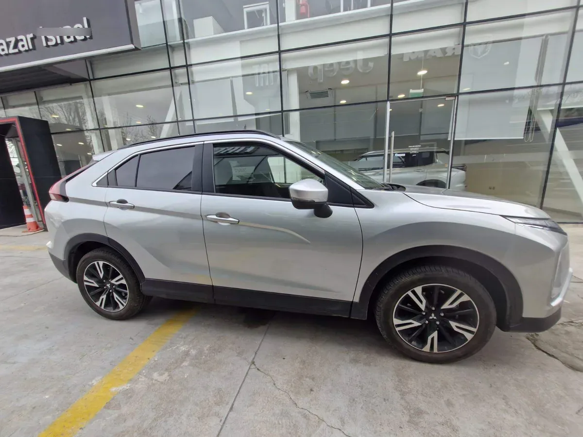 Mitsubishi Eclipse Cross 1.5 Rx P 4x2 At 5p año 2026