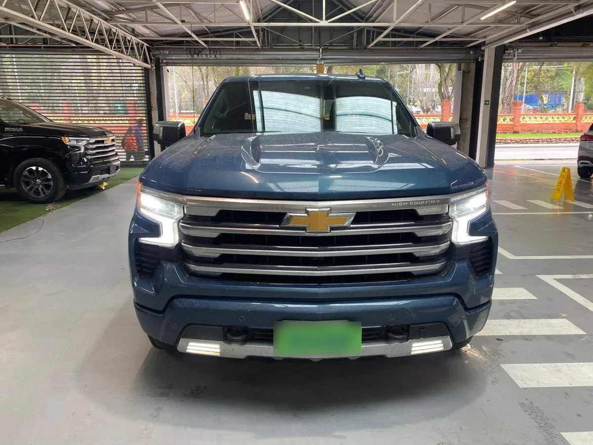 Chevrolet Silverado 3.0 High Country 4x4 At 4p año 2024