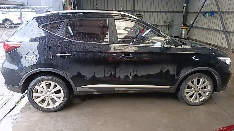 MG Mg Zx 1.5 Com 4x2 Mt 5p año 2024