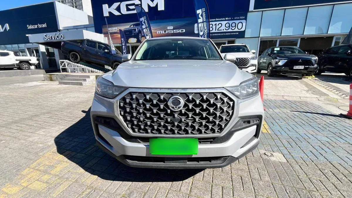 Ssangyong Rexton 2.0t Lx 4x2 6ab 6at 5p año 2024
