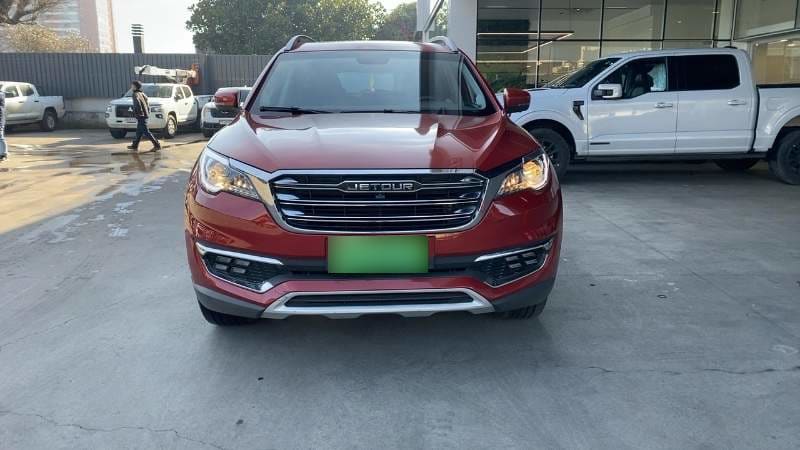 Jetour X70 1.5t Gls 4x2 Mt 5p año 2022