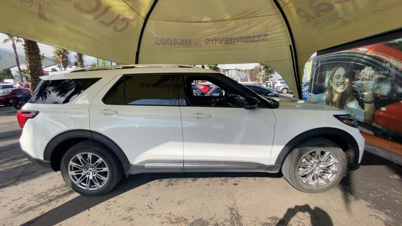 Ford Explorer 2.3 Ecoboost Platinum 4wd At 5p año 2025