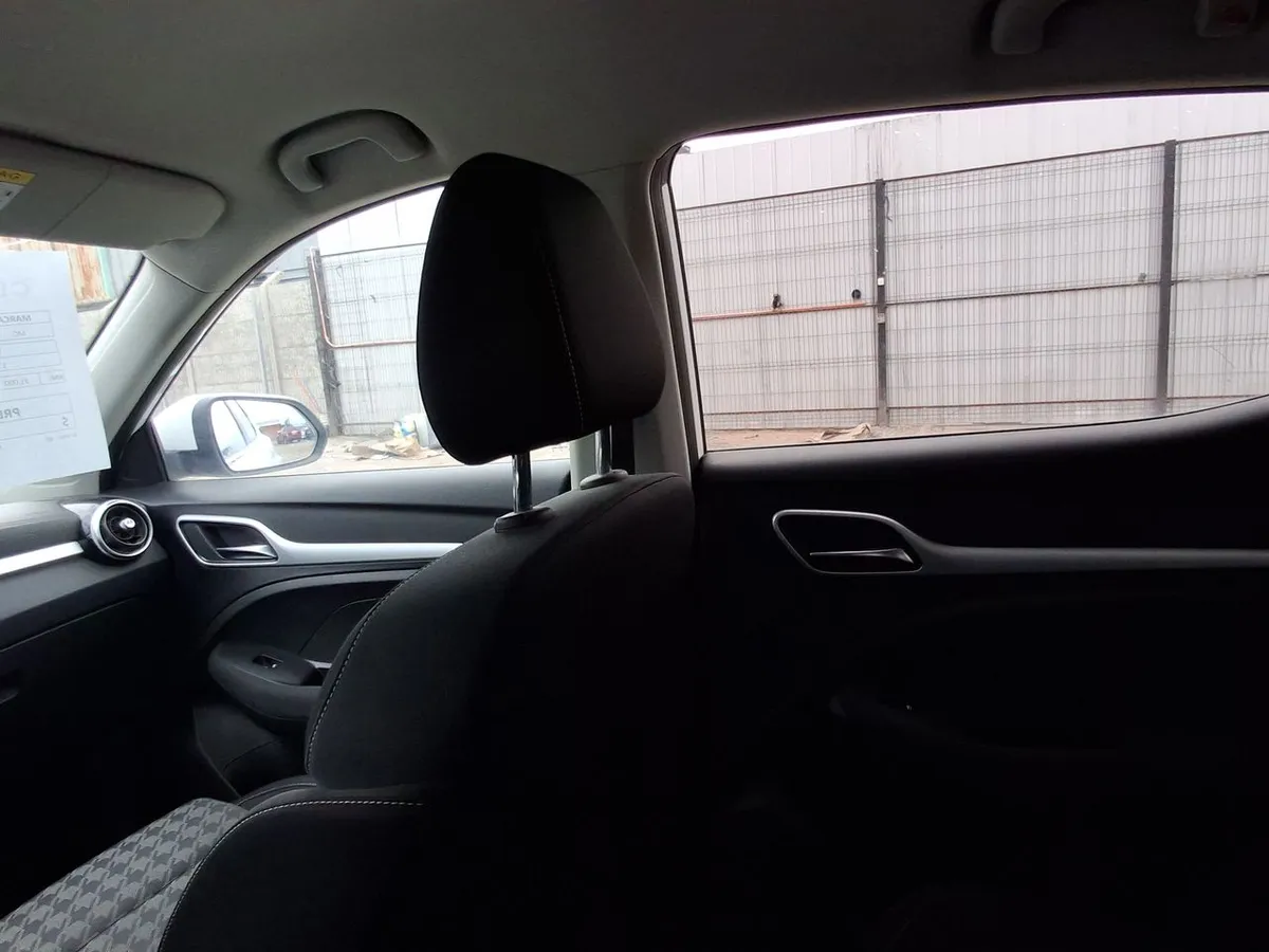 MG Mg Zs 1.5 Std 4x2 Mt 5p año 2023