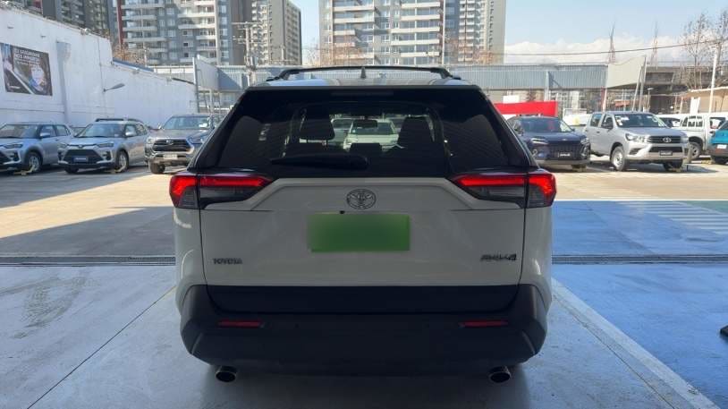 Toyota Rav 4 2.0 Xle 4x2 Cvt At 5p año 2020