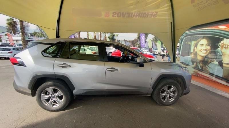Toyota Rav 4 2.0 Le 4x2 Cvt At 5p año 2022