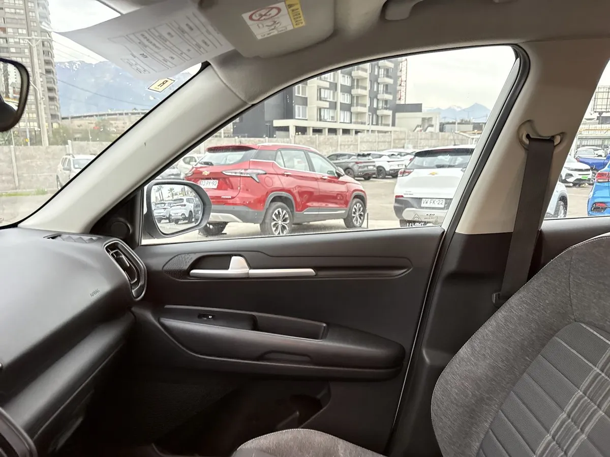 Kia Sonet 1.5 Ex 4x2 Ivt Ri At 5p año 2025
