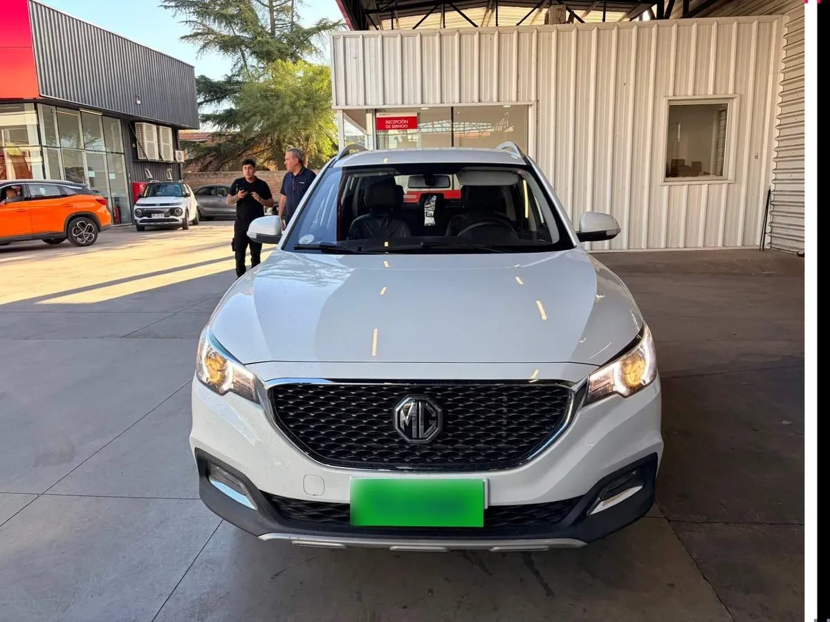 MG Mg Zs 1.5 Std 4x2 Mt 5p año 2023