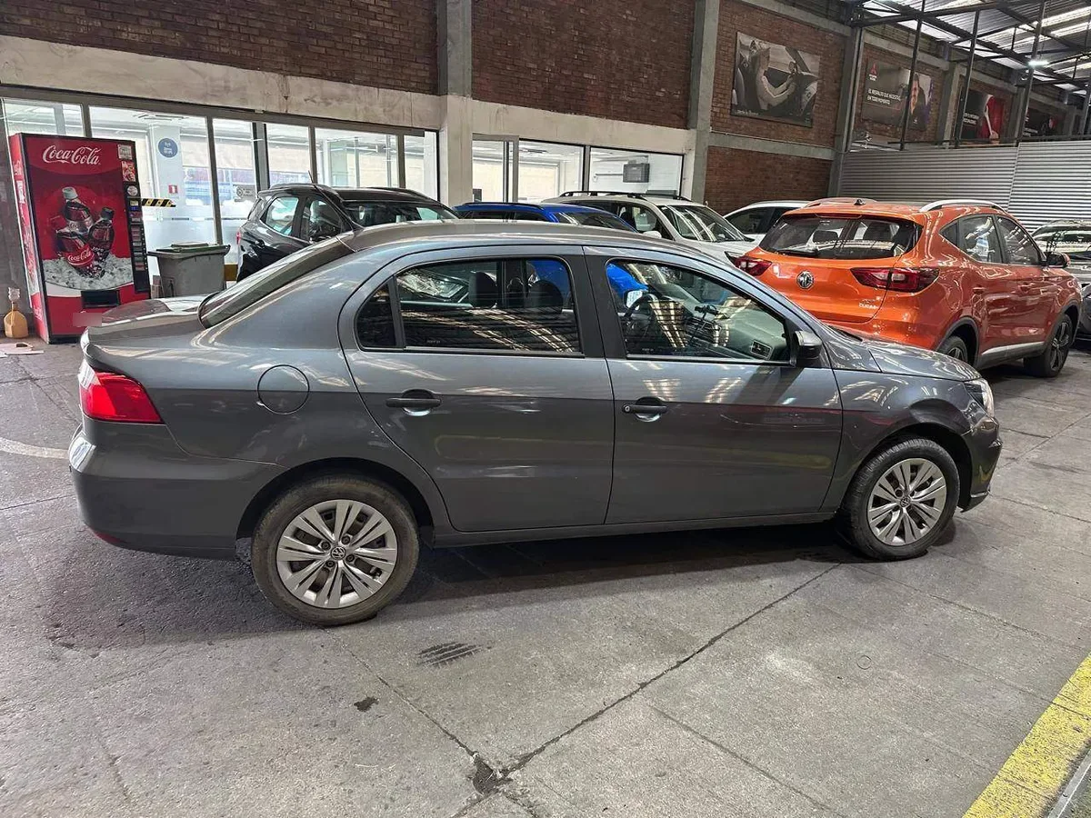 Volkswagen Voyage 1.6 Trendline 4x2 Volante Multifuncion 2ab Mt 4p año 2021