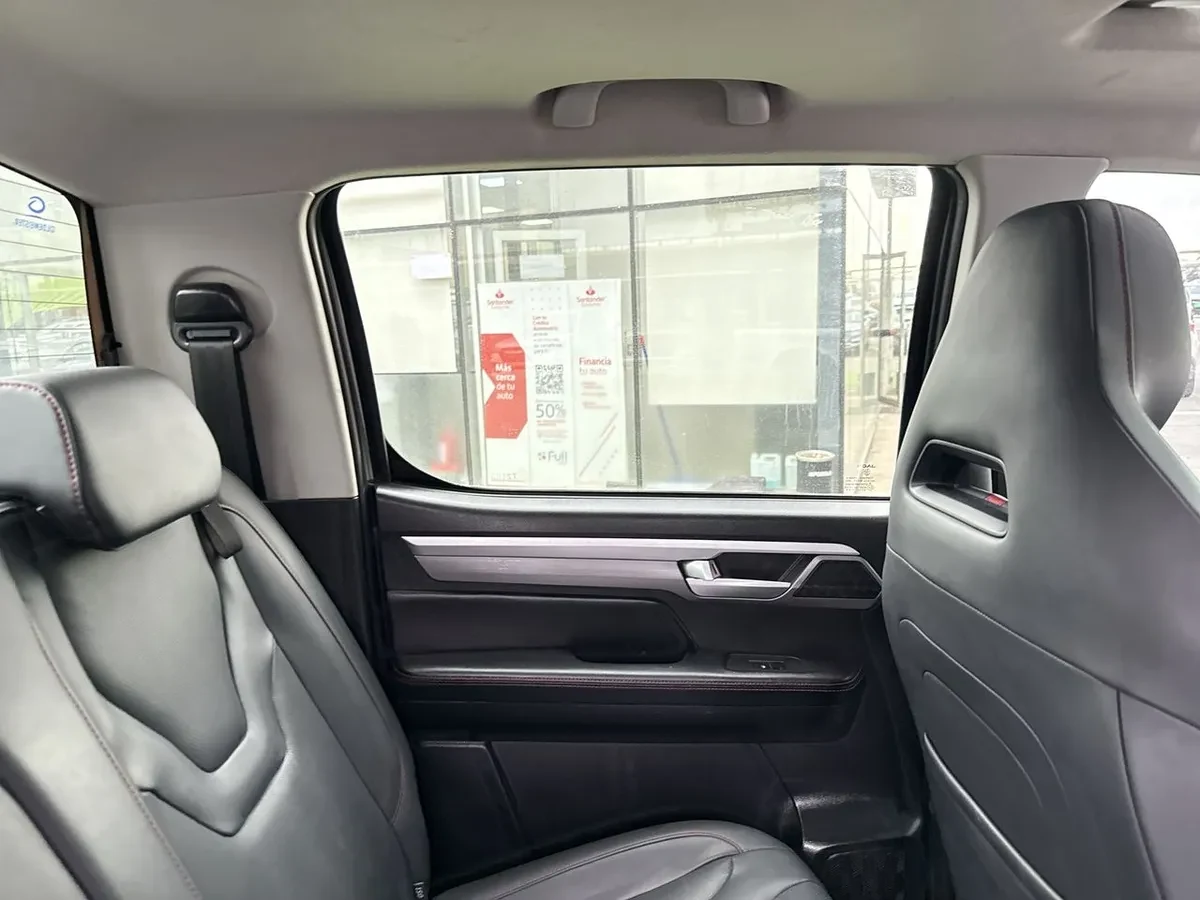 JAC T8 2.0 Advance 4x4 Diesel Mt 4p año 2025