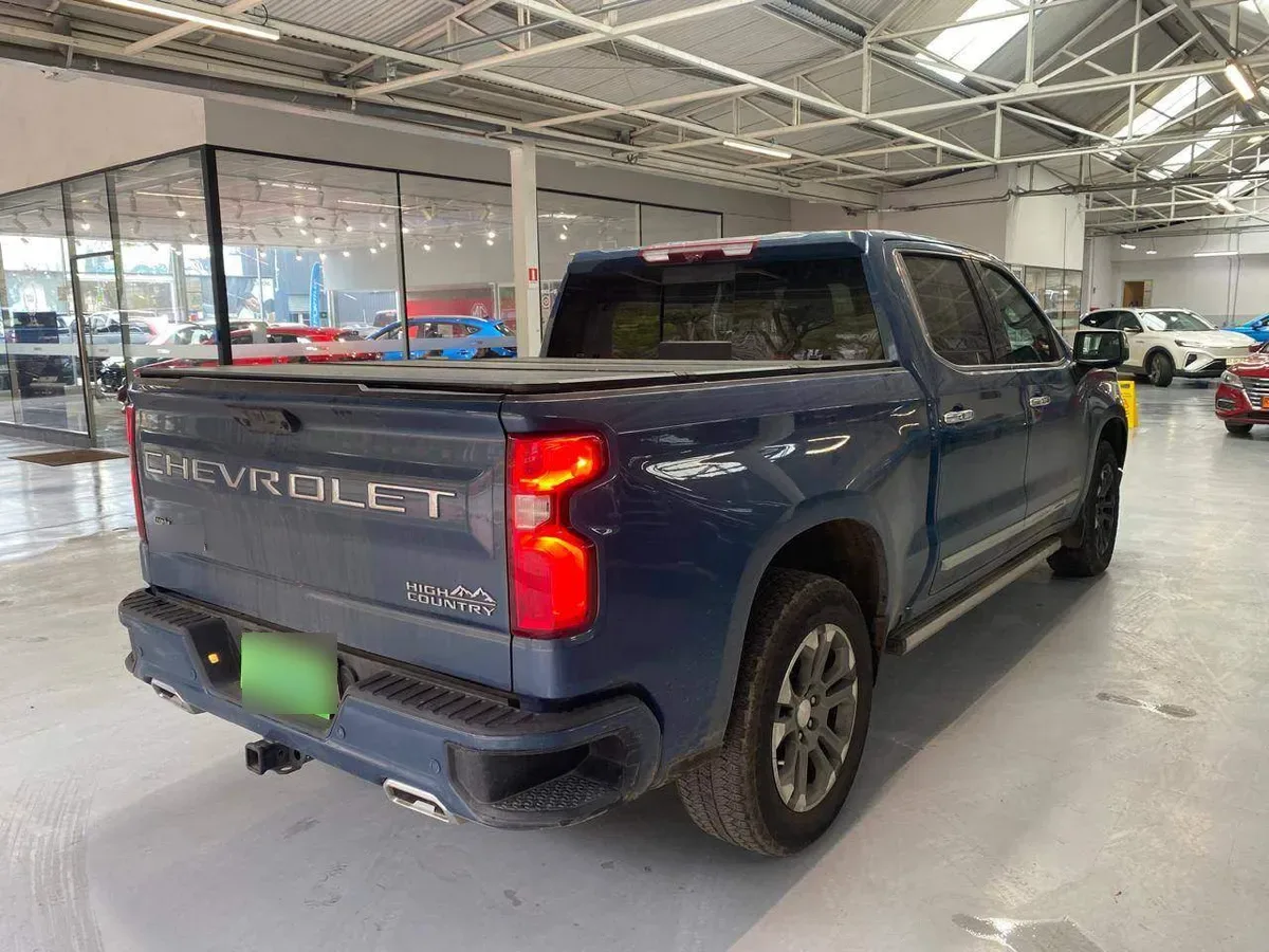 Chevrolet Silverado 3.0 High Country 4x4 At 4p año 2024