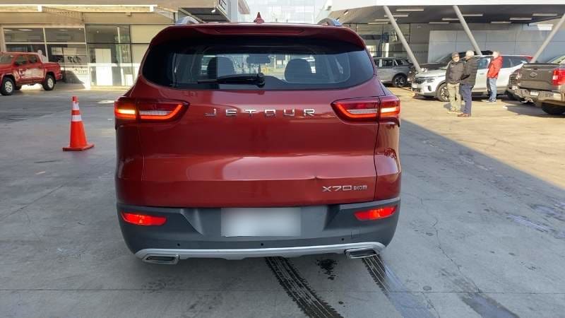 Jetour X70 1.5t Gls 4x2 Mt 5p año 2022