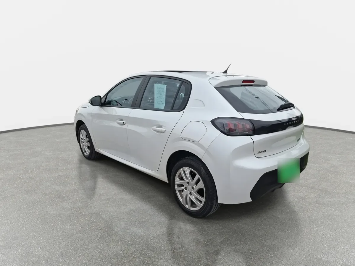 Peugeot 208 1.2 Style Puretech 75 4x2 Mt 5p año 2023