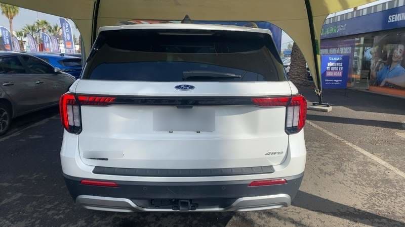 Ford Explorer 2.3 Ecoboost Platinum 4wd At 5p año 2025
