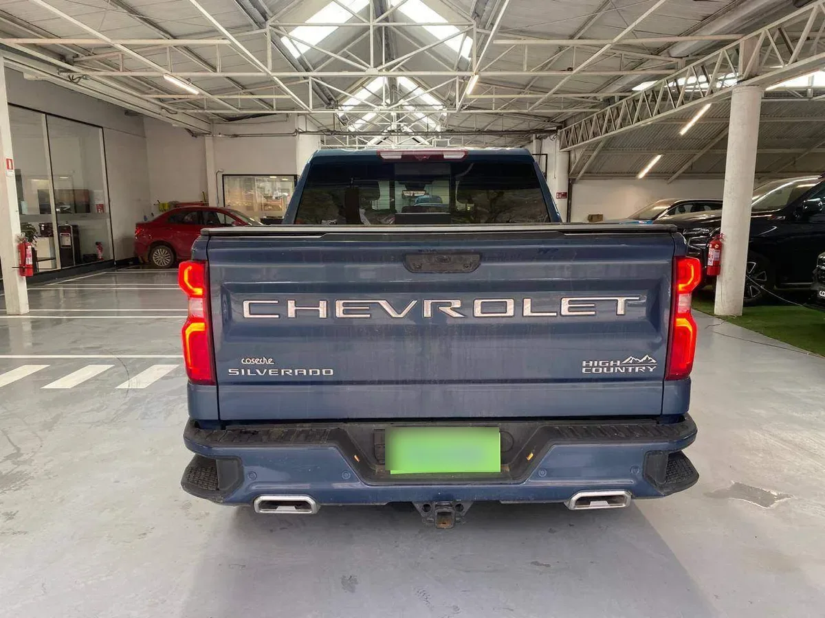 Chevrolet Silverado 3.0 High Country 4x4 At 4p año 2024