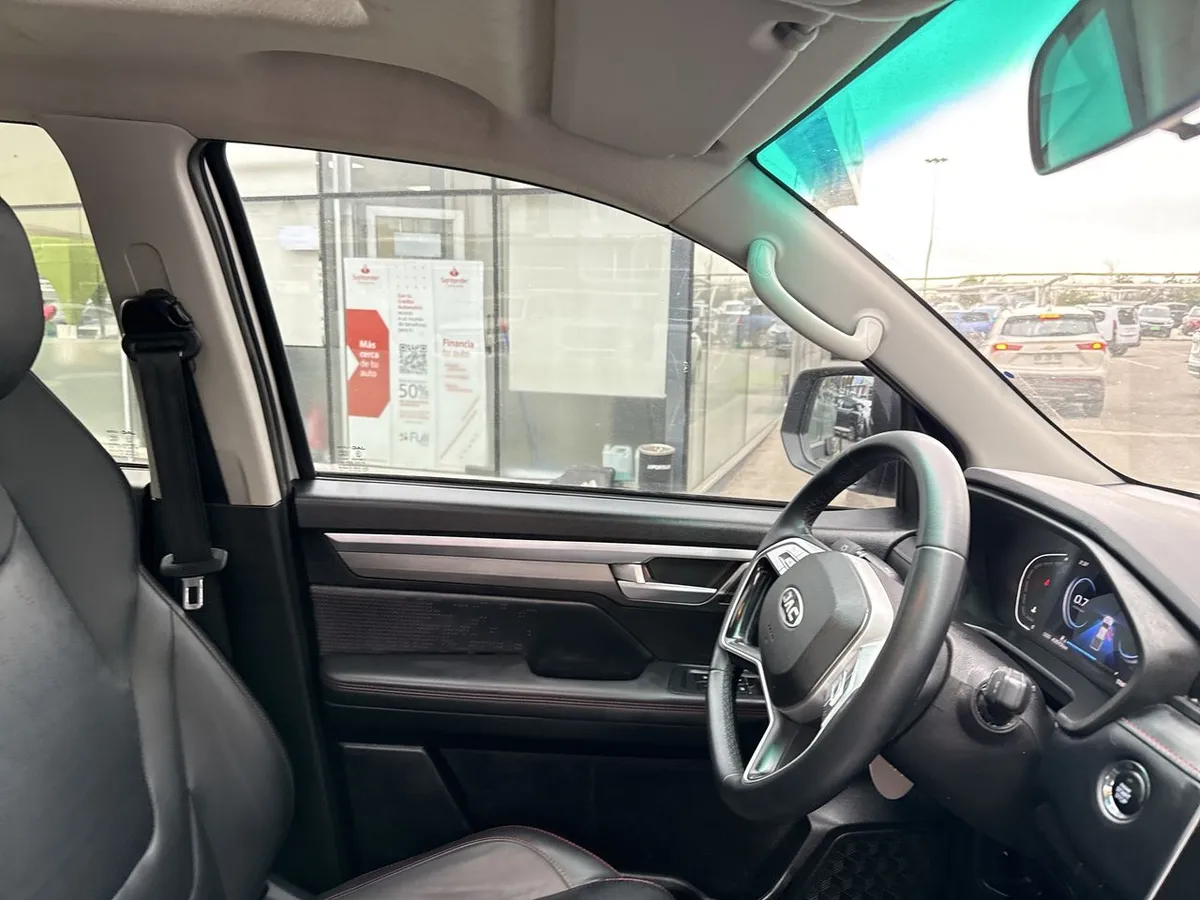 JAC T8 2.0 Advance 4x4 Diesel Mt 4p año 2025