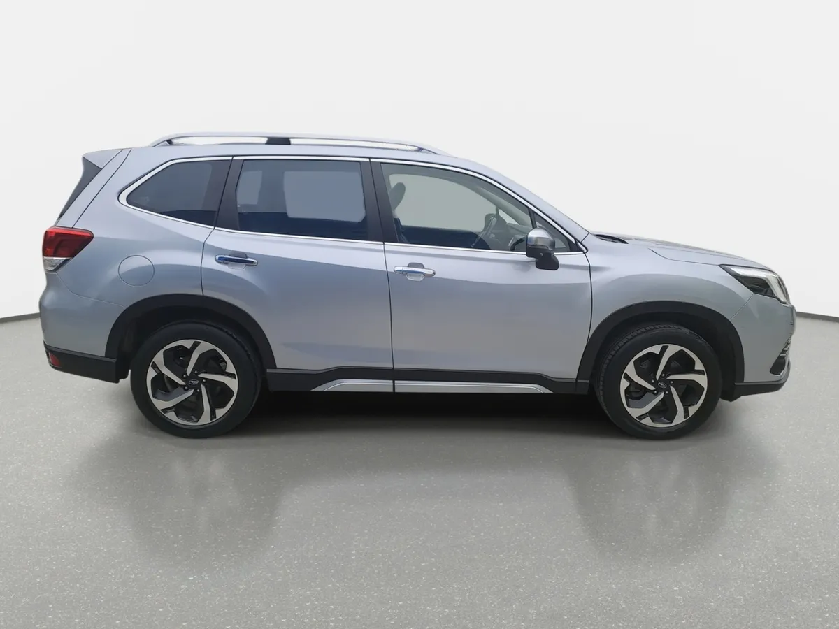 Subaru Forester 2.0i Limited Eyesight Awd At 5p año 2024