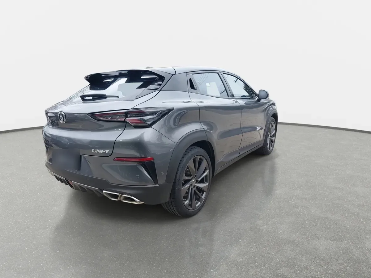 Changan Uni-T 1.5 Elite 4x2 At 5p año 2023