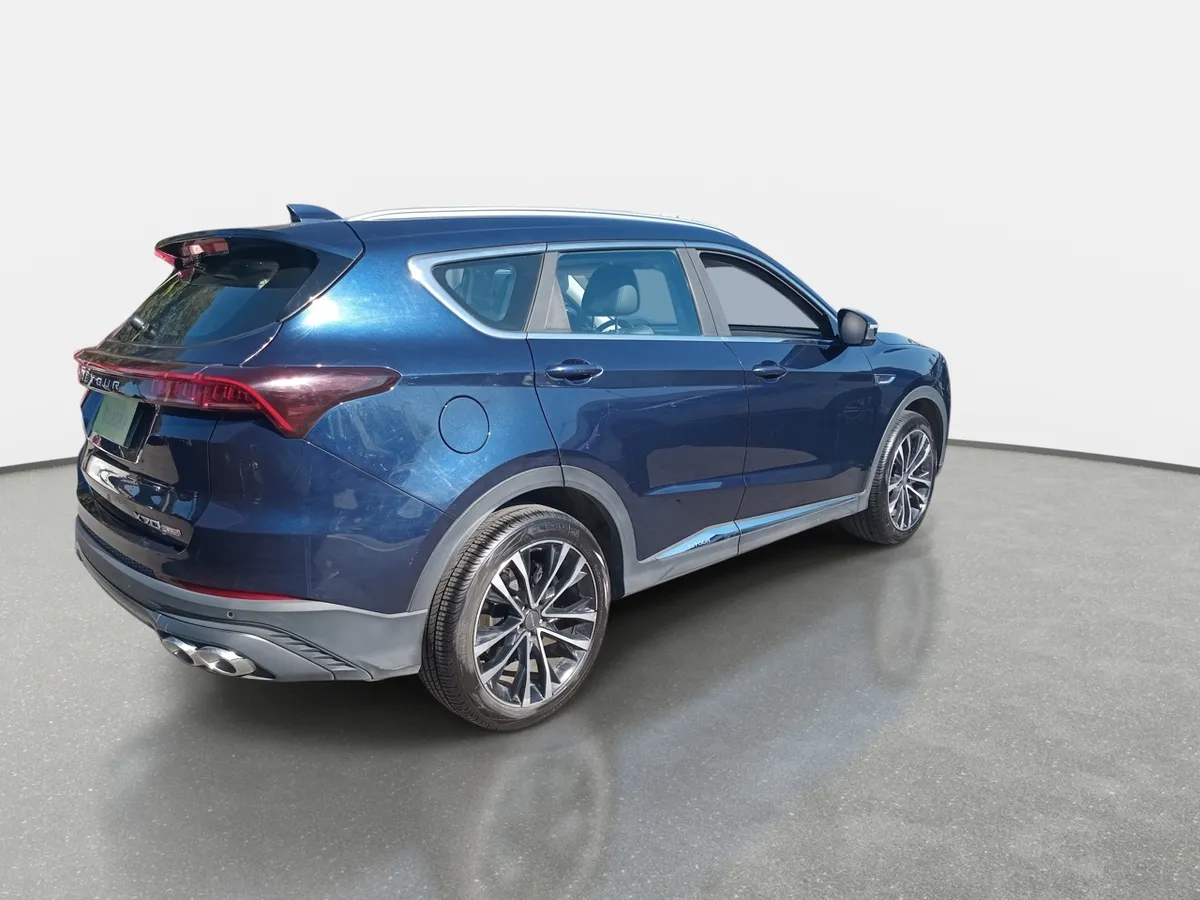 Jetour X70 1.5t Plus 4x2 At 5p año 2024