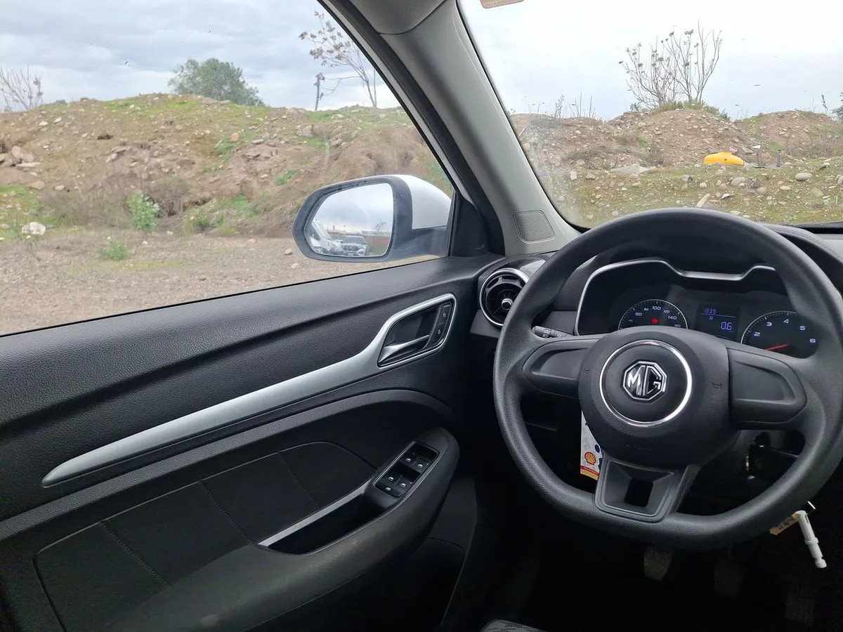 MG Mg Zs 1.5 Std 4x2 Mt 5p año 2023