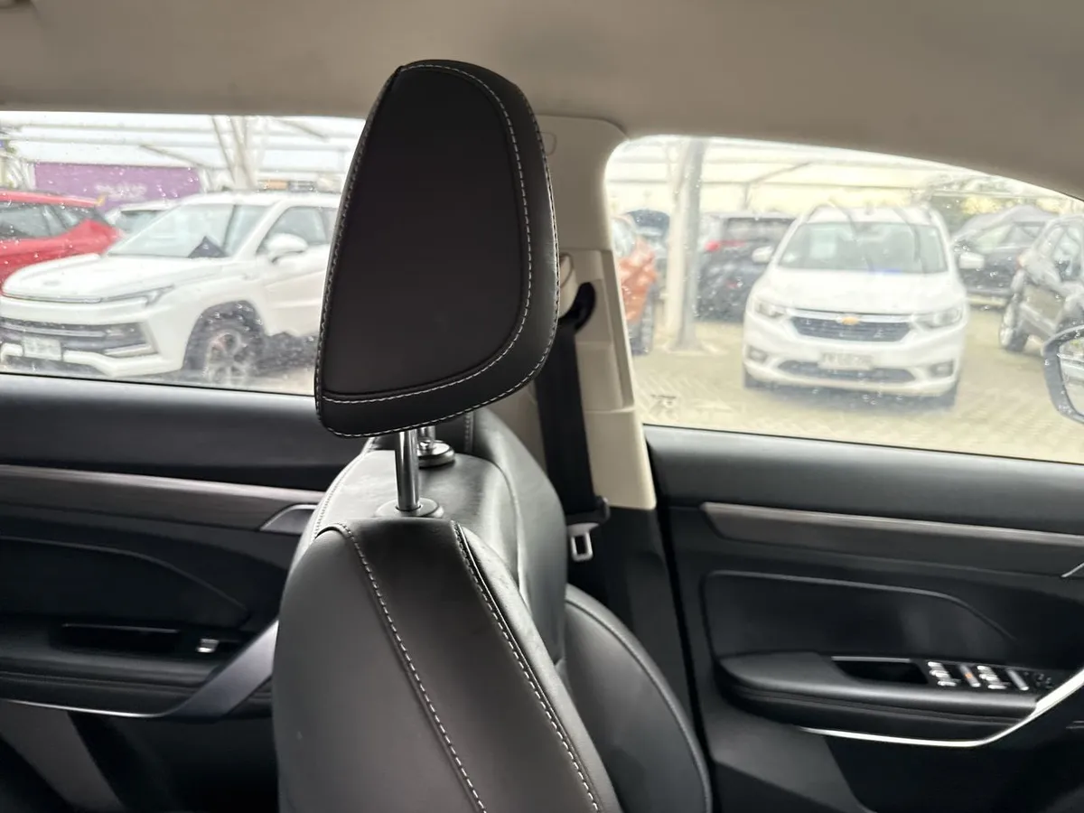 Geely Azkarra 1.5t Comfort 4x2 6at 5p año 2022