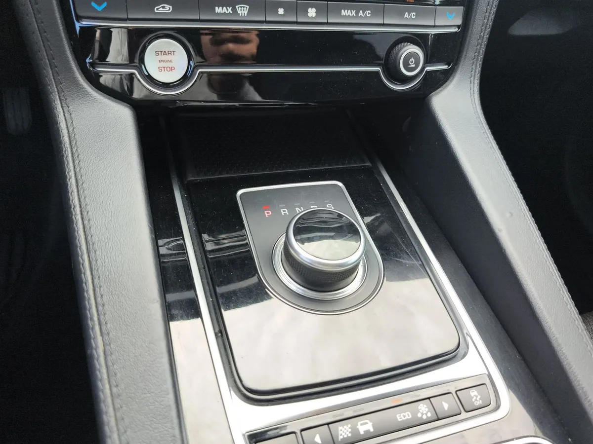 Jaguar F-Pace 3.0 Sc R-Sport Awd At 5p año 2017