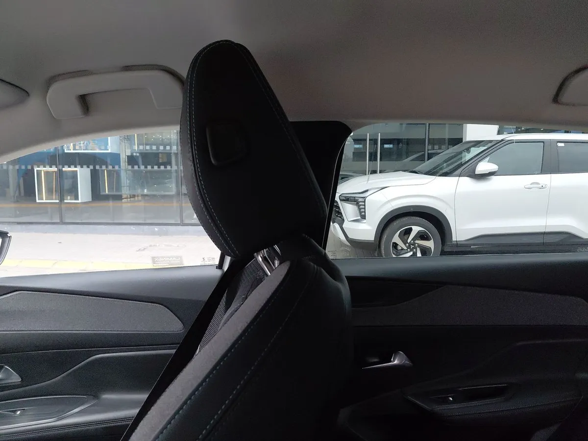Peugeot 308 1.2 Allure Pack Puretech 130 4x2 Eat8 5p año 2023