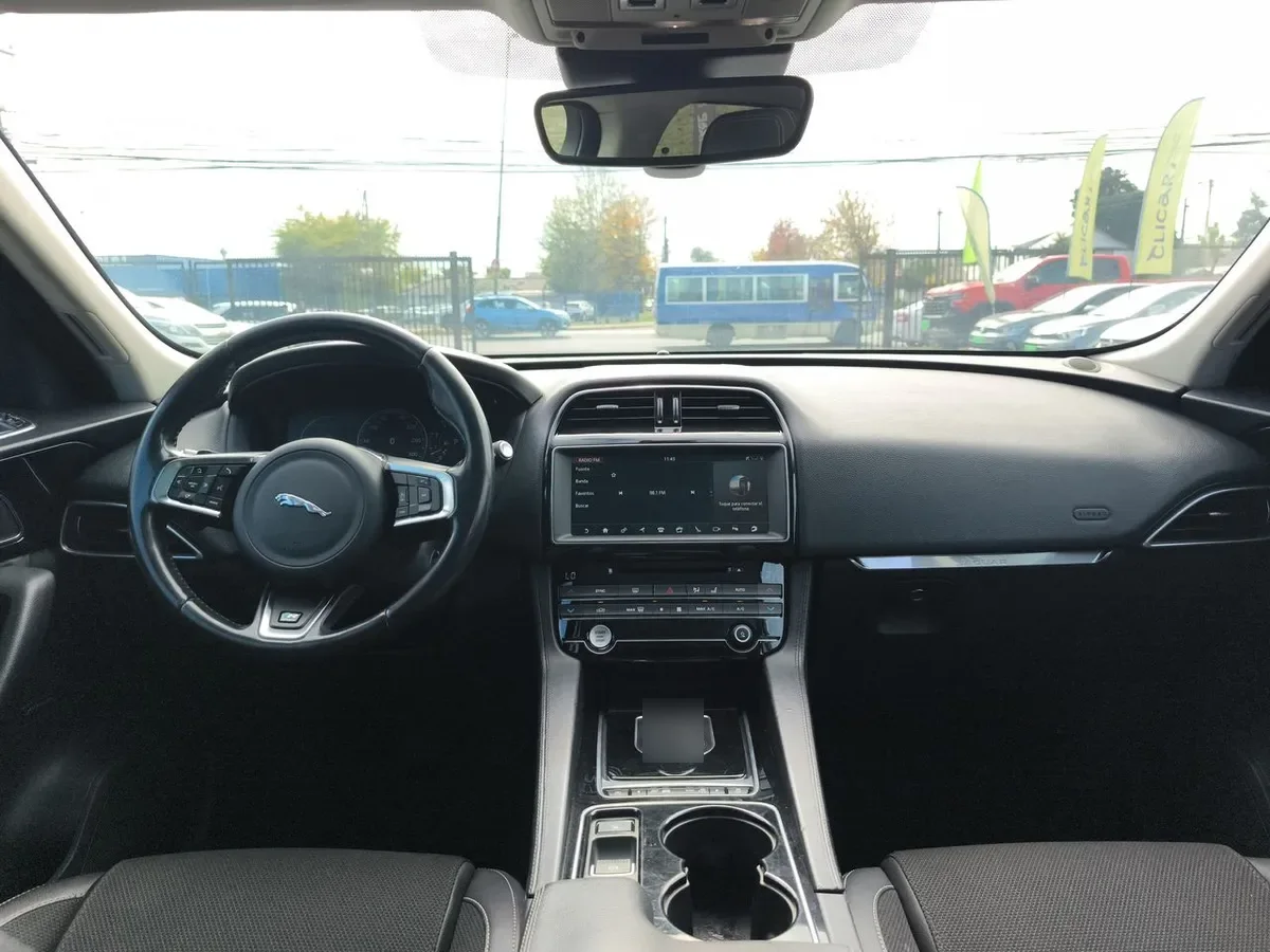 Jaguar F-Pace 3.0 Sc R-Sport Awd At 5p año 2017