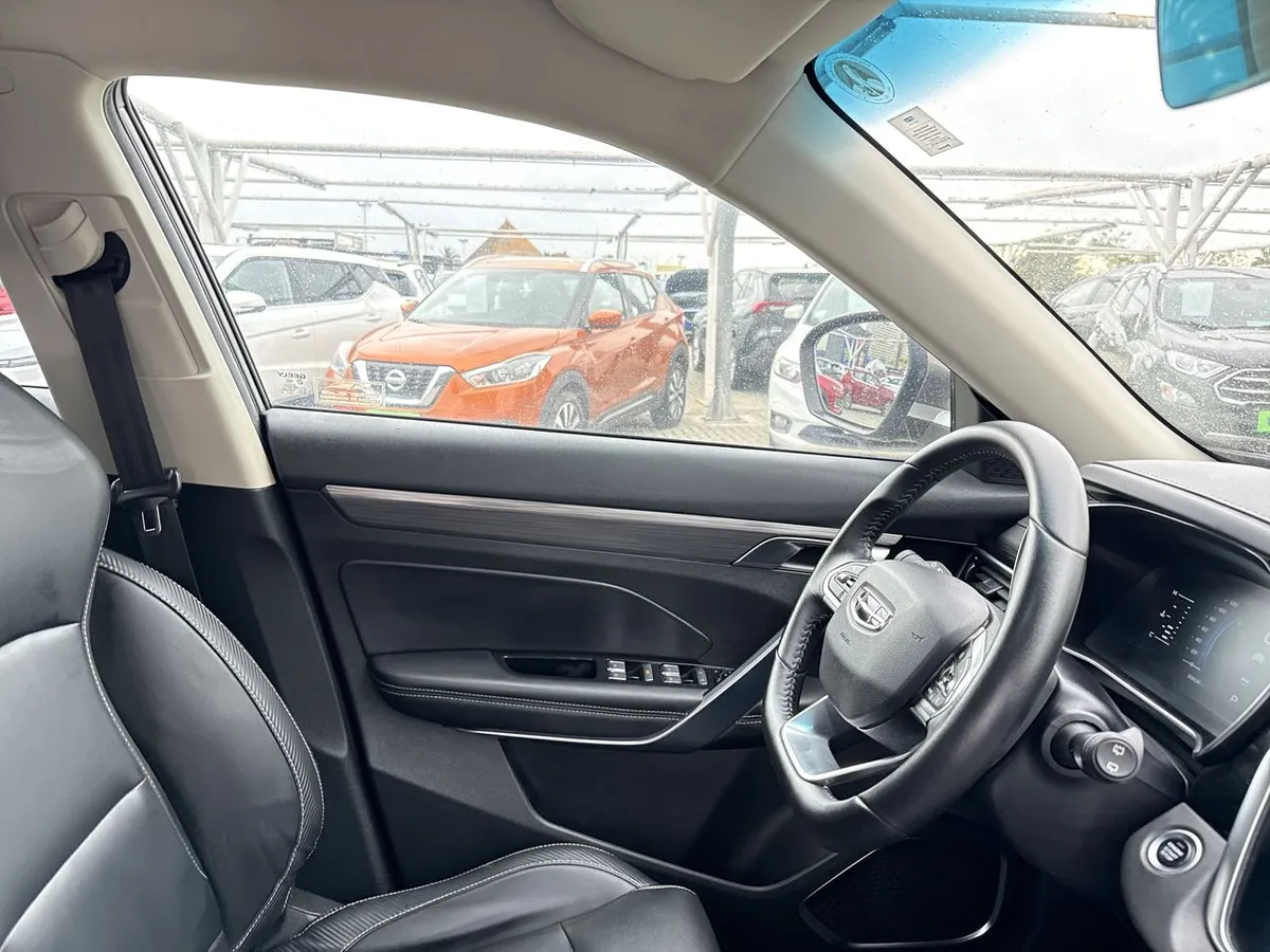Geely Azkarra 1.5t Comfort 4x2 6at 5p año 2022