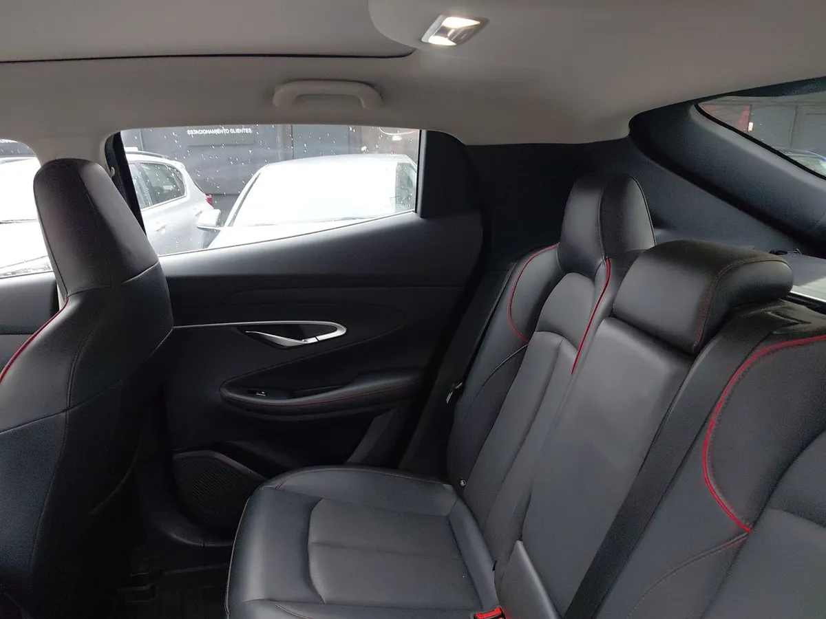 Changan Uni-T 1.5 Elite 4x2 At 5p año 2023