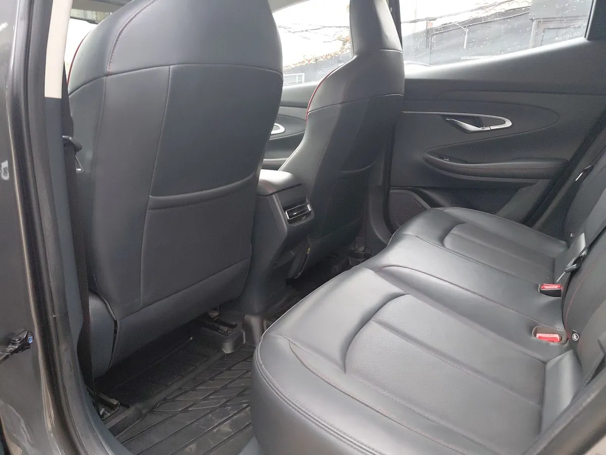 Changan Uni-T 1.5 Elite 4x2 At 5p año 2023